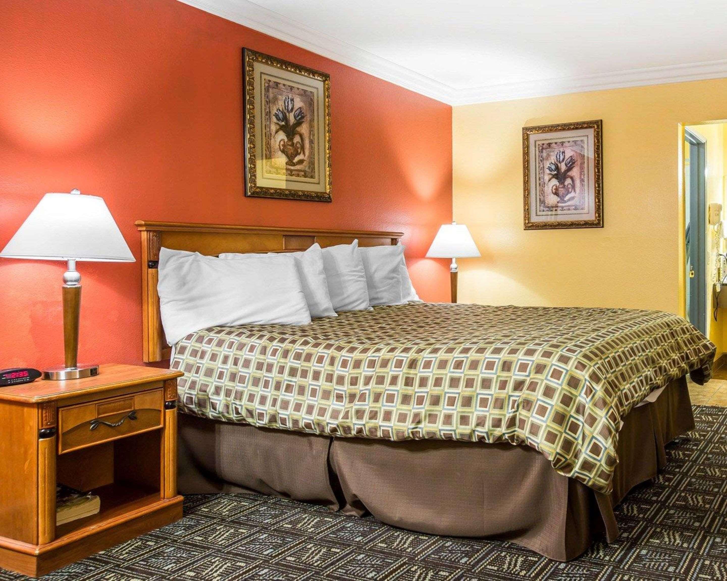 Rodeway Inn Old Town Temecula Esterno foto